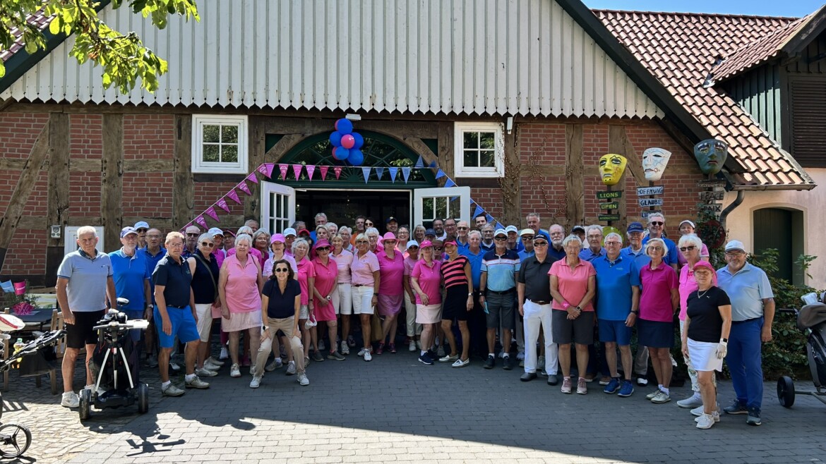 Golfen für den guten Zweck – 73Teilnehmer*innen unterstützen Pink & Blue Ribbon