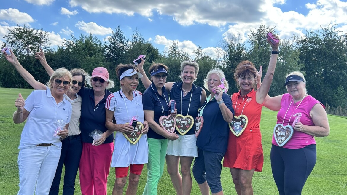 Golfen, helfen, Gutes tun – Dienstagsdamen spenden für die Initiative Venner Herzkissen